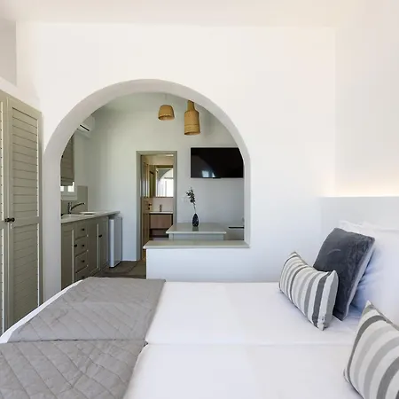 Phaedrus Living Paros Cycladic Residences 4 شقة